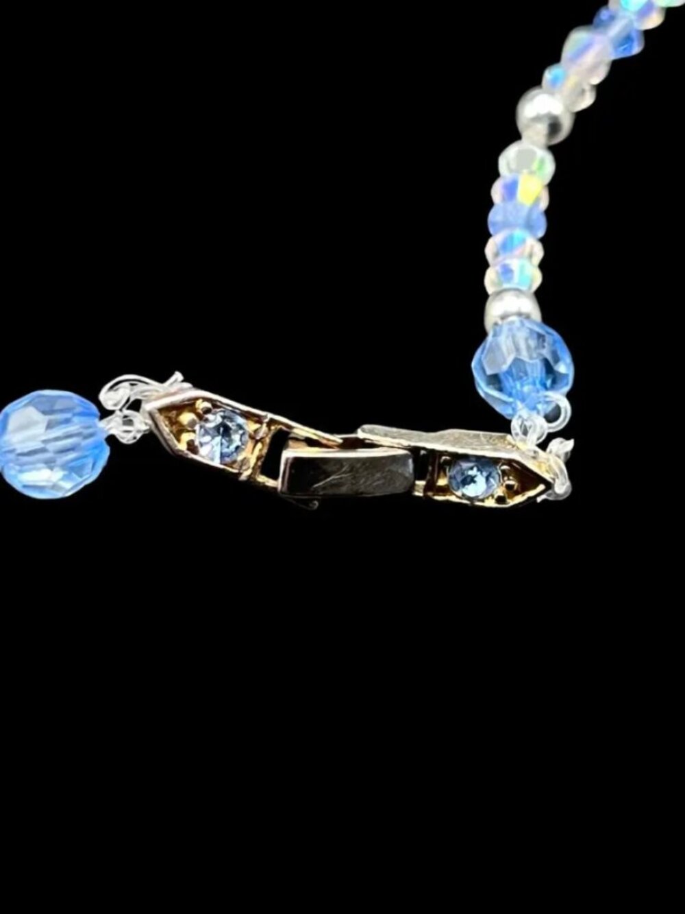Handmade Uranium Glass Vaseline Glass Beaded Necklace With Reclaimed Beads UV - Picture 5 of 6